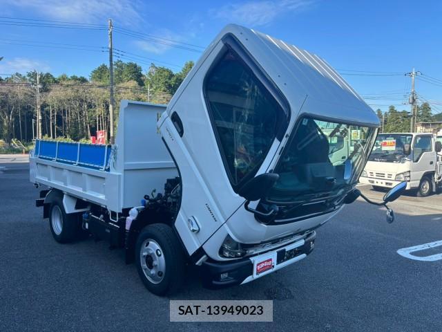 MITSUBISHI FUSO CANTER 2025-10 8876833-10