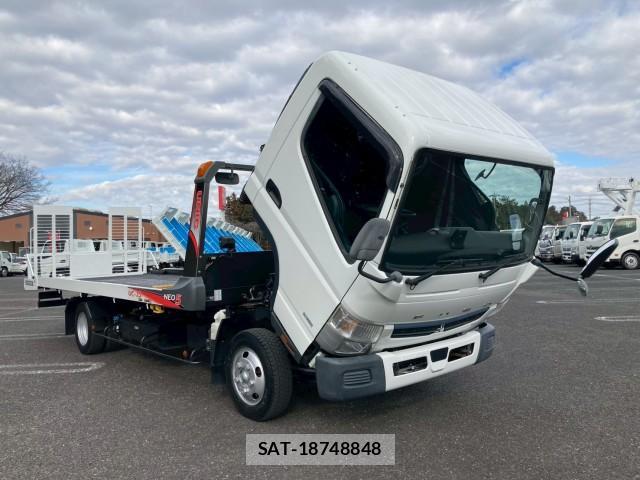 MITSUBISHI FUSO CANTER 2019-10 8876840-10