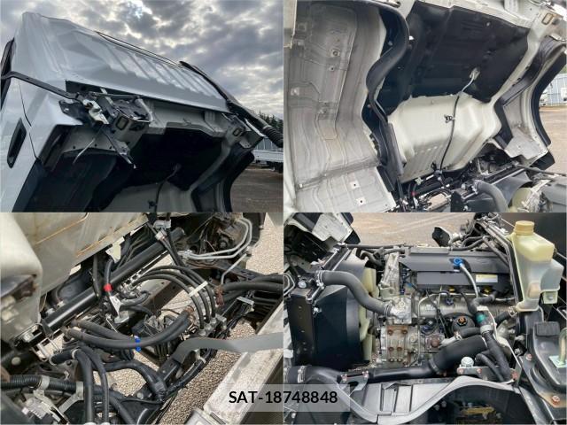 MITSUBISHI FUSO CANTER 2019-10 8876840-12