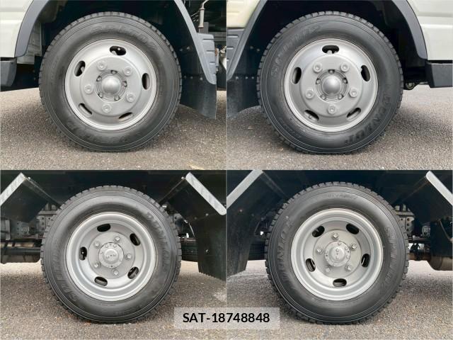 MITSUBISHI FUSO CANTER 2019-10 8876840-19