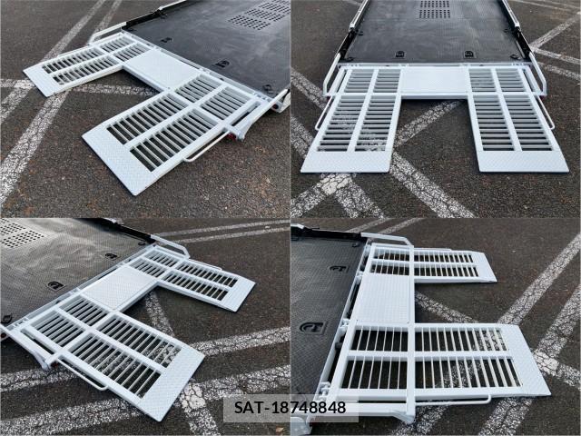 MITSUBISHI FUSO CANTER 2019-10 8876840-7