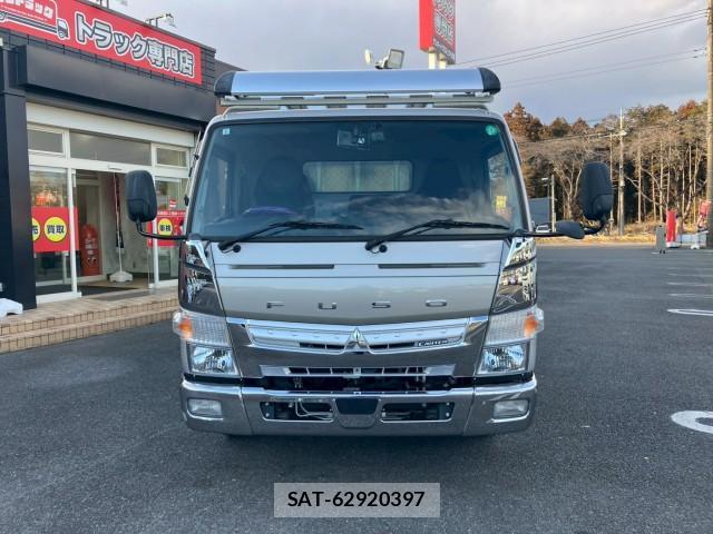 MITSUBISHI FUSO CANTER 2019-12 8876846-1