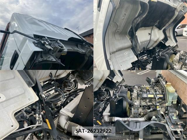 MITSUBISHI FUSO CANTER 2014-02 8876851-11