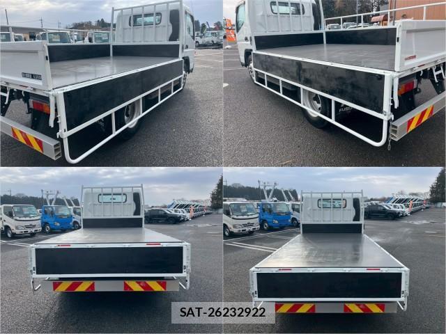 MITSUBISHI FUSO CANTER 2014-02 8876851-7