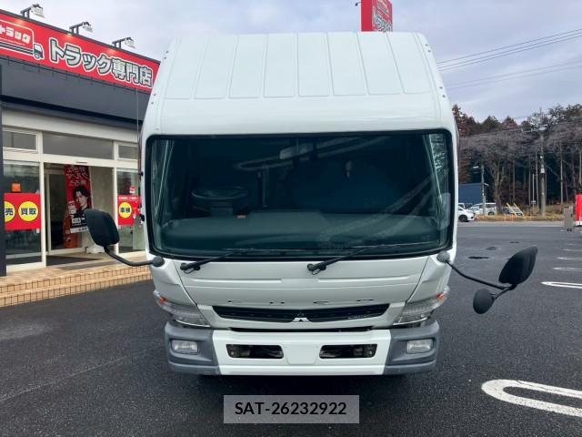MITSUBISHI FUSO CANTER 2014-02 8876851-9