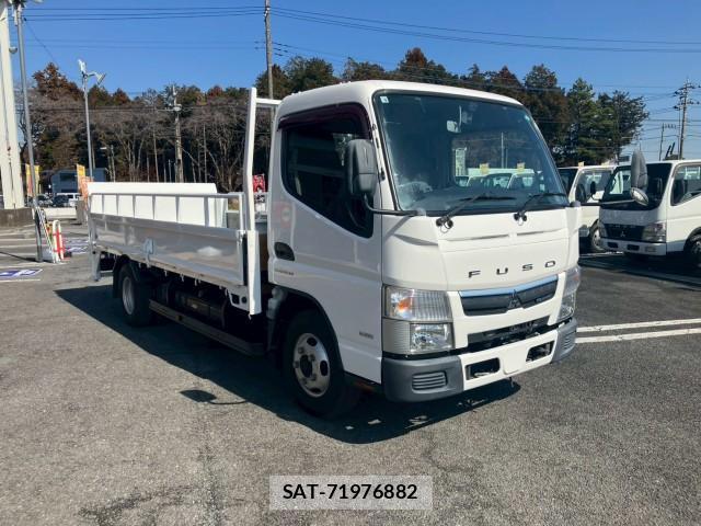 MITSUBISHI FUSO CANTER 2016-09 8876853-2
