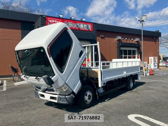 MITSUBISHI FUSO CANTER 2016-09 8876853-8
