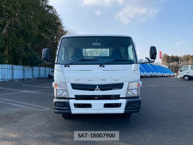 MITSUBISHI FUSO CANTER 2013-12 8876860-1