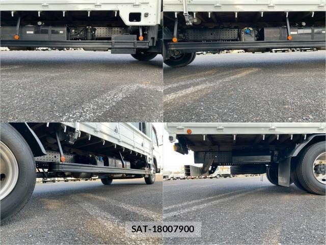MITSUBISHI FUSO CANTER 2013-12 8876860-15