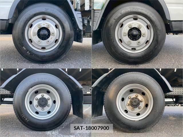 MITSUBISHI FUSO CANTER 2013-12 8876860-19