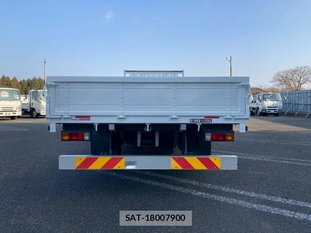 MITSUBISHI FUSO CANTER 2013-12 8876860-4