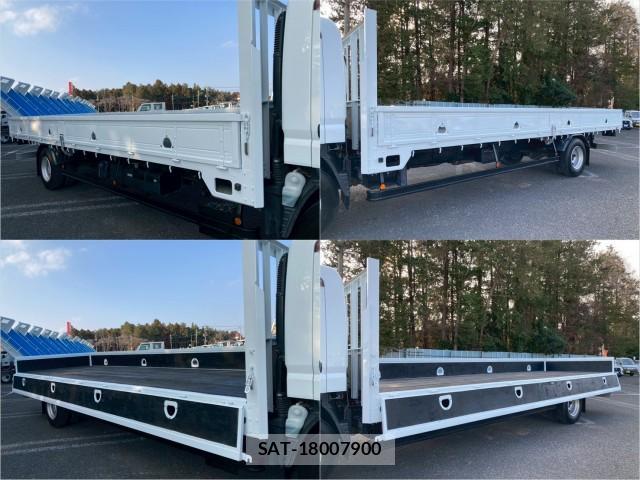 MITSUBISHI FUSO CANTER 2013-12 8876860-6