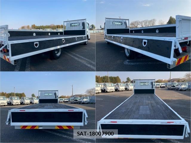 MITSUBISHI FUSO CANTER 2013-12 8876860-7