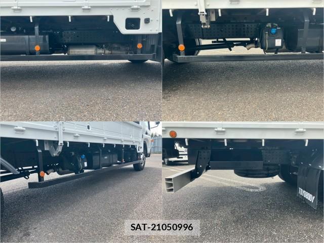MITSUBISHI FUSO CANTER 2018-12 8876864-15