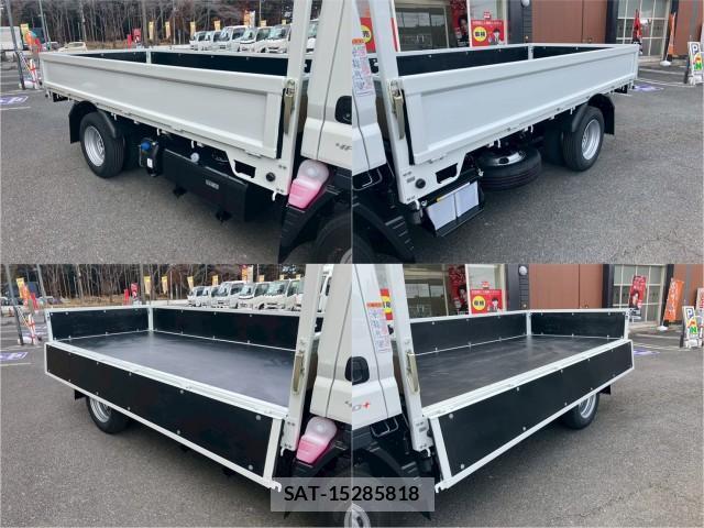 MITSUBISHI FUSO CANTER 2026-03 8876872-6