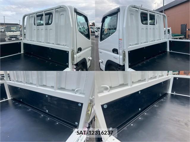 MITSUBISHI FUSO CANTER 2026-04 8876878-5