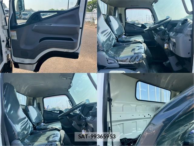 MITSUBISHI FUSO CANTER 2013-12 8876884-18