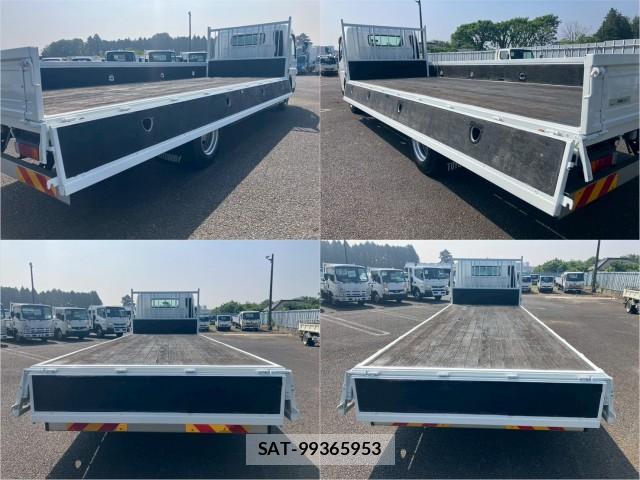 MITSUBISHI FUSO CANTER 2013-12 8876884-7