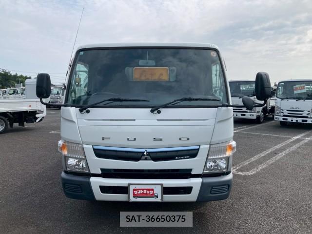 MITSUBISHI FUSO CANTER 2016-12 8876899-1