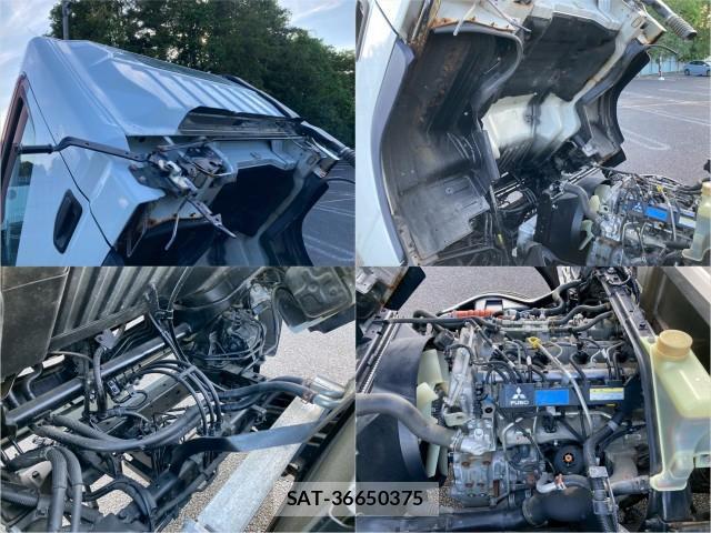 MITSUBISHI FUSO CANTER 2016-12 8876899-11