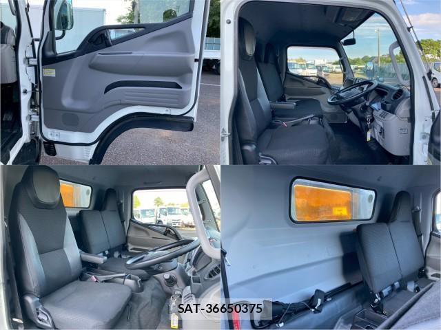MITSUBISHI FUSO CANTER 2016-12 8876899-17