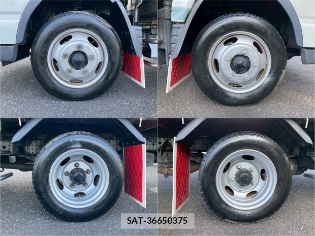 MITSUBISHI FUSO CANTER 2016-12 8876899-19