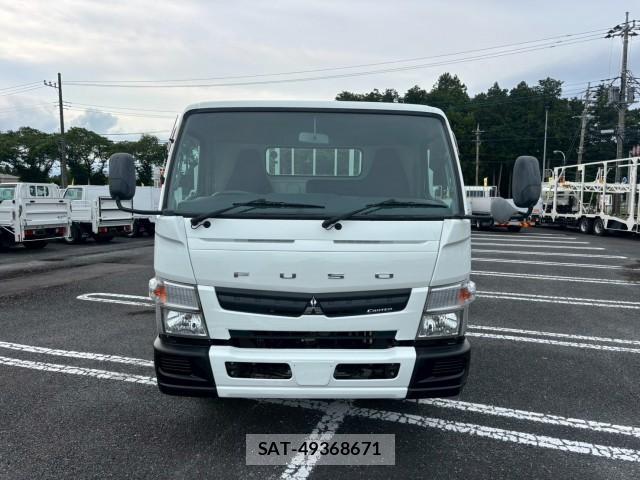MITSUBISHI FUSO CANTER 2013-12 8876904-1