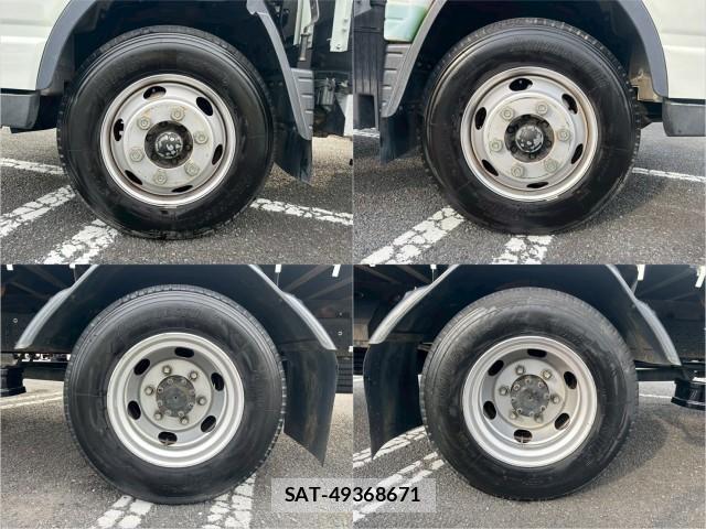 MITSUBISHI FUSO CANTER 2013-12 8876904-19