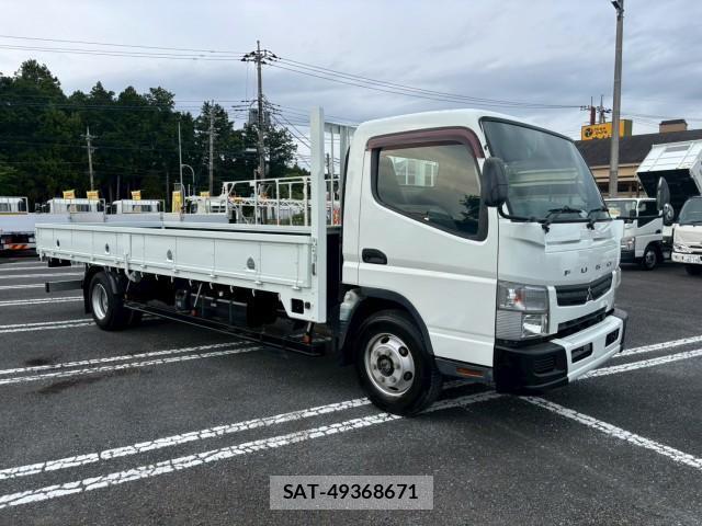 MITSUBISHI FUSO CANTER 2013-12 8876904-2