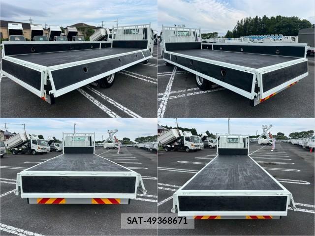 MITSUBISHI FUSO CANTER 2013-12 8876904-7