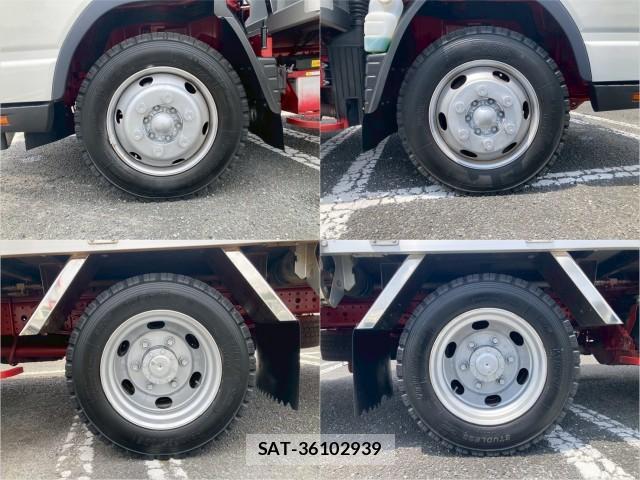 MITSUBISHI FUSO CANTER 2019-01 8876914-19