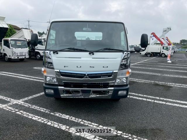 MITSUBISHI FUSO CANTER 2021-03 8876923-1