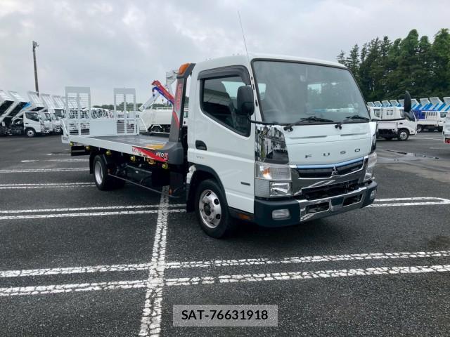 MITSUBISHI FUSO CANTER 2021-03 8876923-2