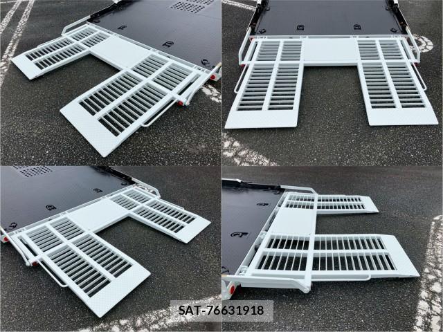 MITSUBISHI FUSO CANTER 2021-03 8876923-7
