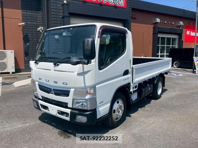 MITSUBISHI FUSO CANTER 2016-09 8876930-0