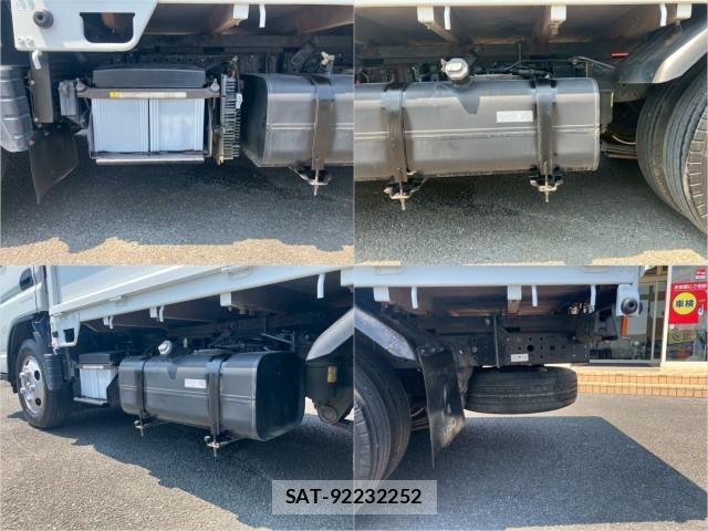 MITSUBISHI FUSO CANTER 2016-09 8876930-13