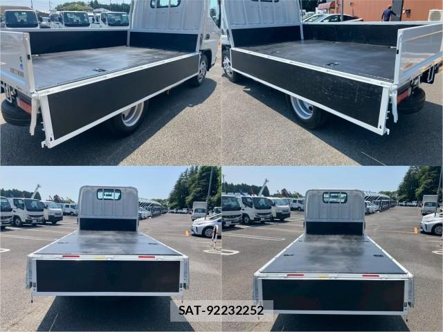 MITSUBISHI FUSO CANTER 2016-09 8876930-6