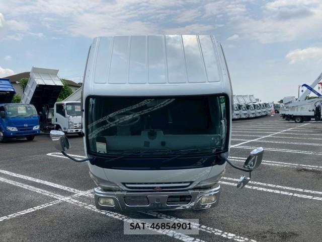 MITSUBISHI FUSO CANTER 2005-06 8876935-9