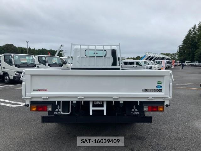 MITSUBISHI FUSO CANTER 2020-03 8876975-4