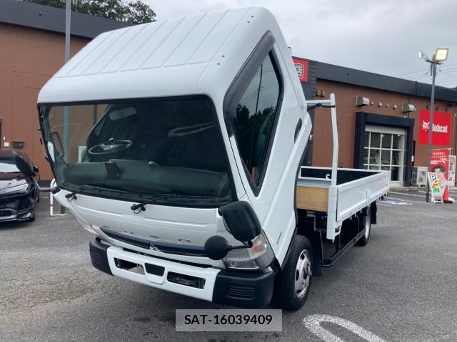 MITSUBISHI FUSO CANTER 2020-03 8876975-8