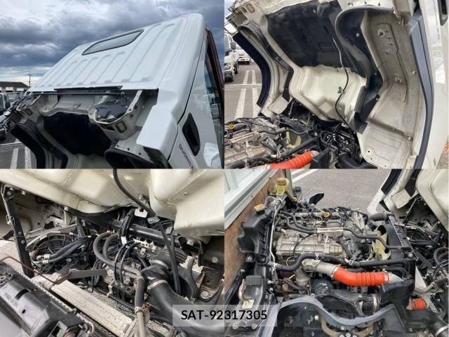 MITSUBISHI FUSO CANTER 2015-12 8876977-12