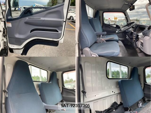 MITSUBISHI FUSO CANTER 2015-12 8876977-17
