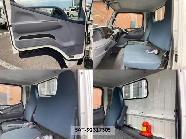 MITSUBISHI FUSO CANTER 2015-12 8876977-18
