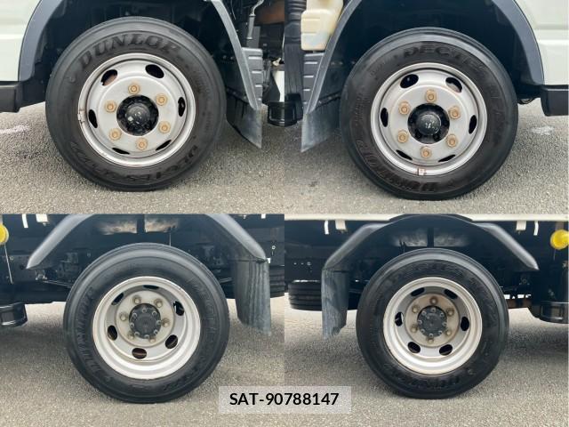 MITSUBISHI FUSO CANTER 2020-02 8876981-19