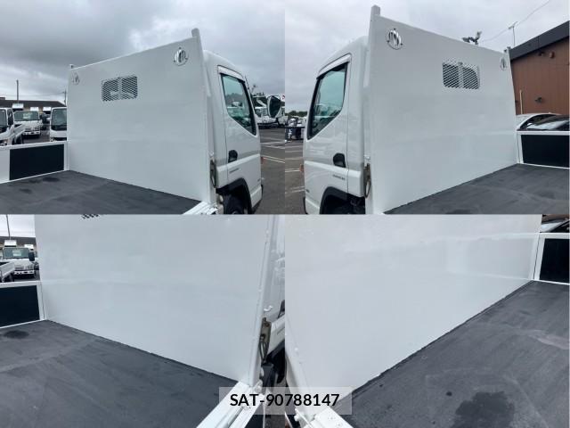 MITSUBISHI FUSO CANTER 2020-02 8876981-5