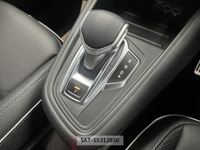 Renault CAPTUR 2023-02 8877268-12