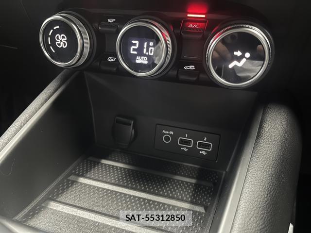 Renault CAPTUR 2023-02 8877268-13