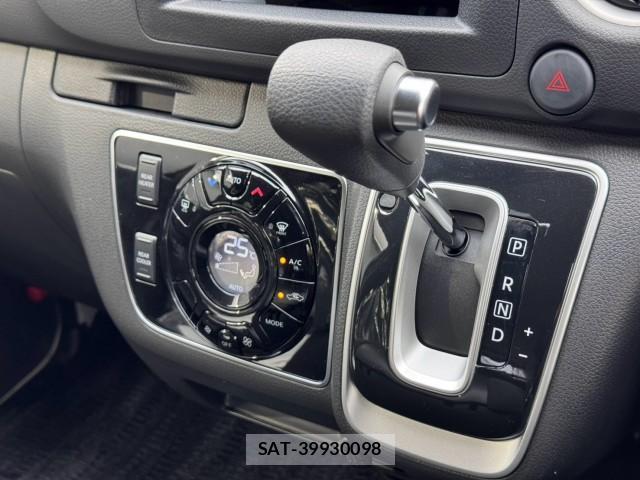 Nissan Caravan 2026-01 8876178-3