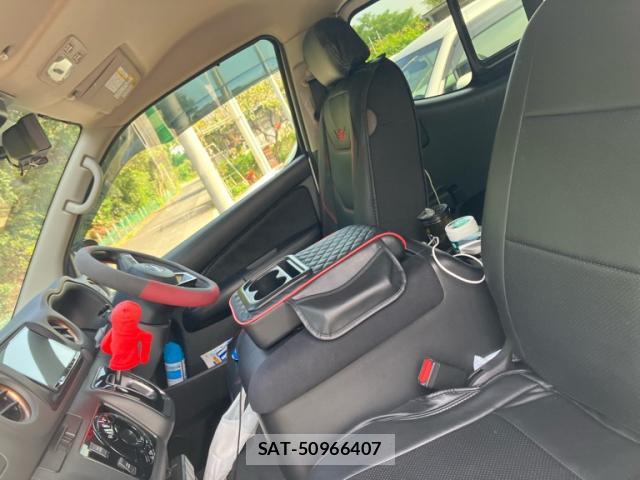 Nissan Caravan 2022-06 8877395-11