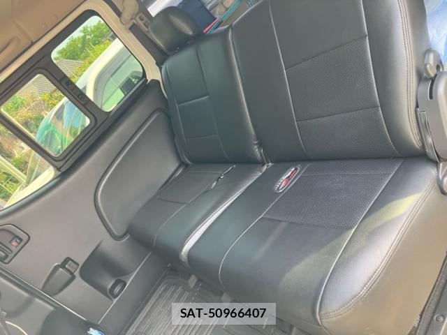 Nissan Caravan 2022-06 8877395-14